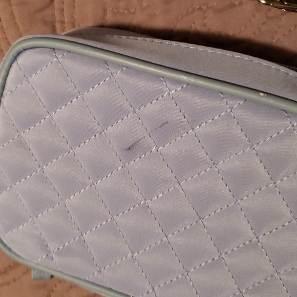 # 4 Grouping - Picture 8 of 12